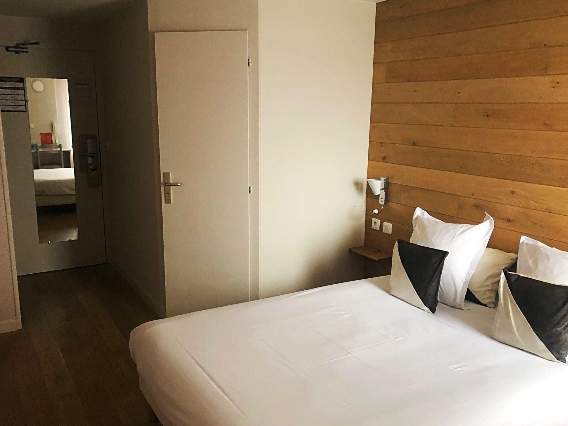 Hotel Sure By Western Rennes