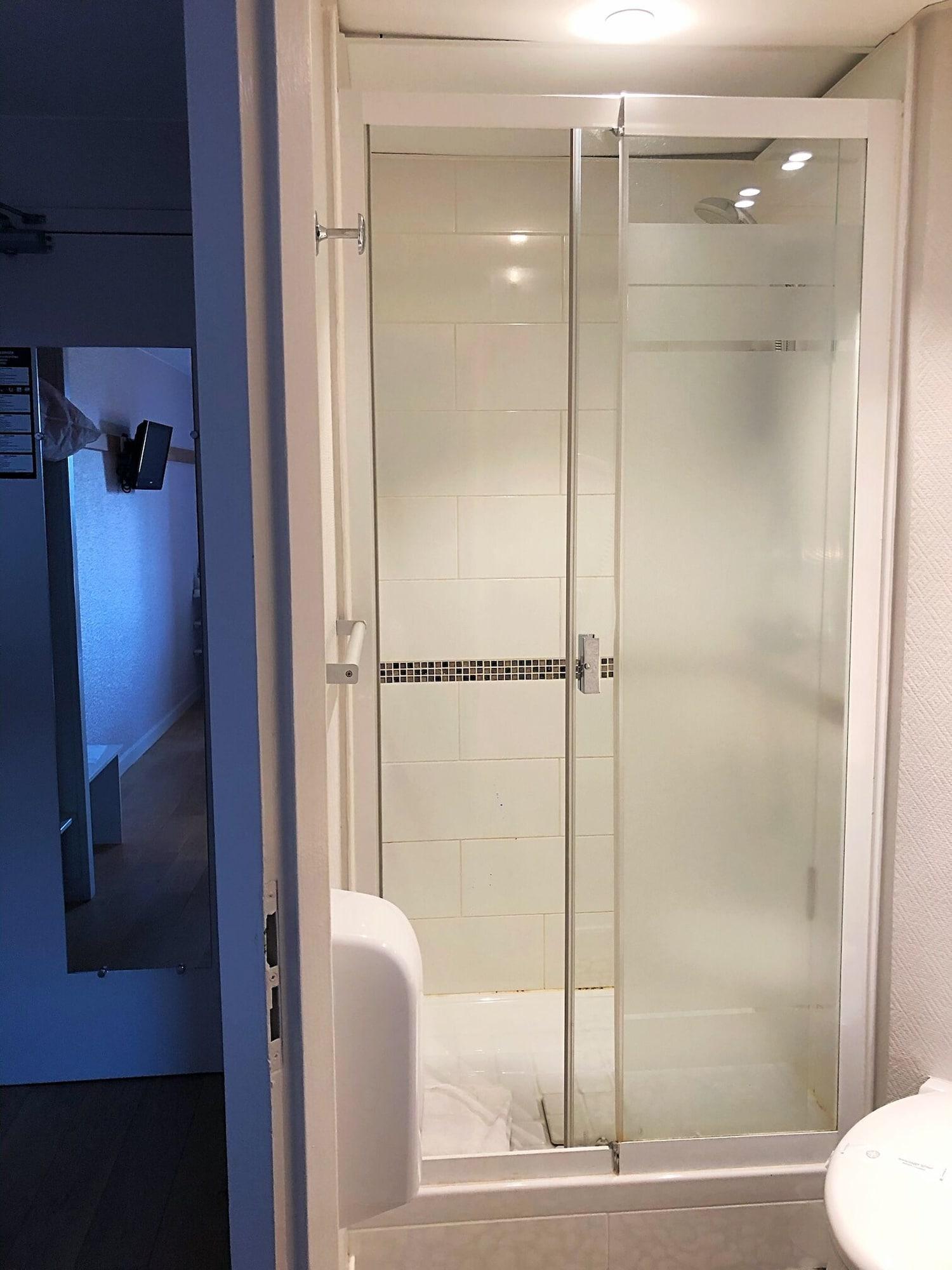Sure By Western Rennes Hotel 3*