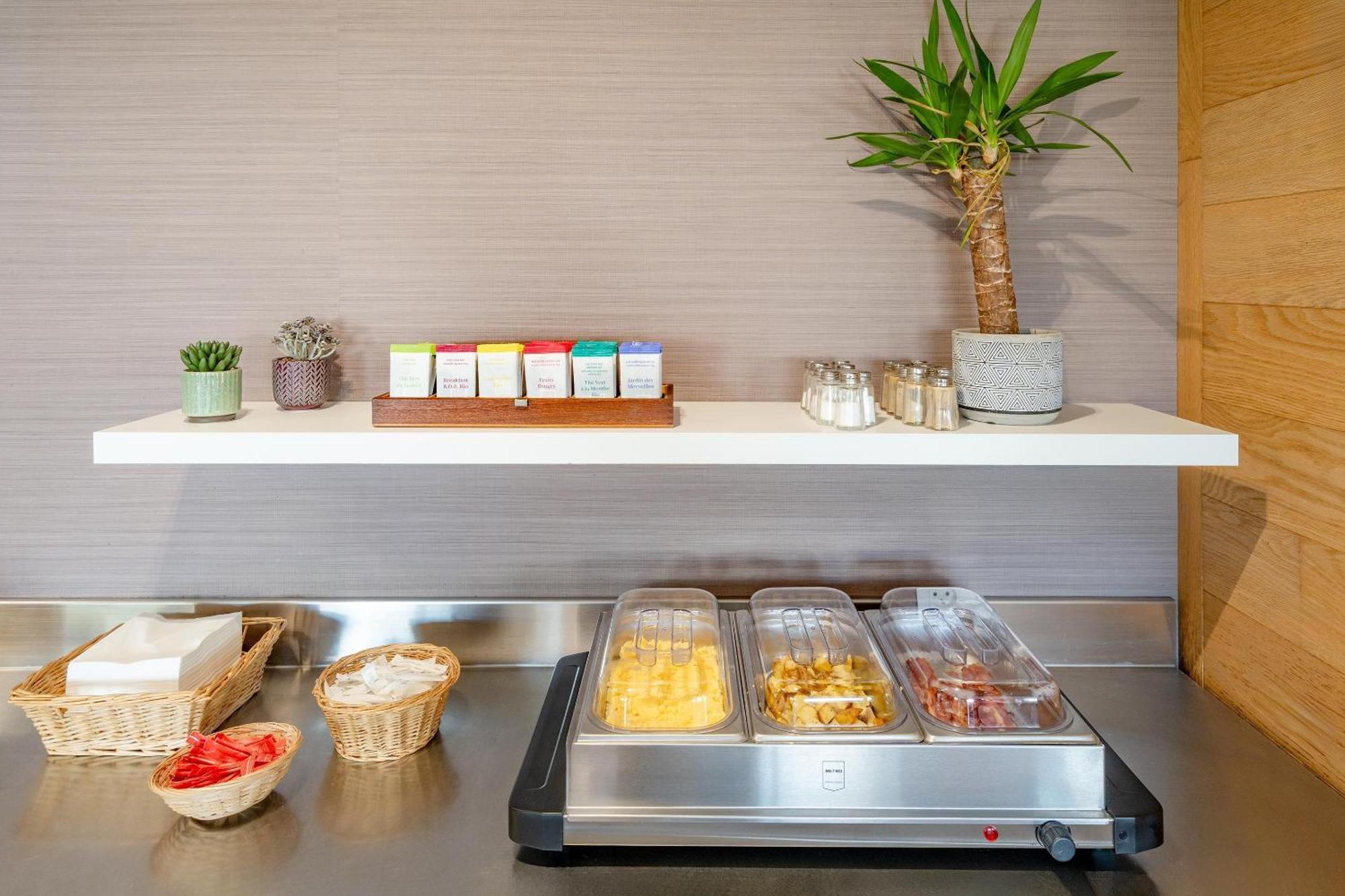 Sure By Western Rennes Hotel